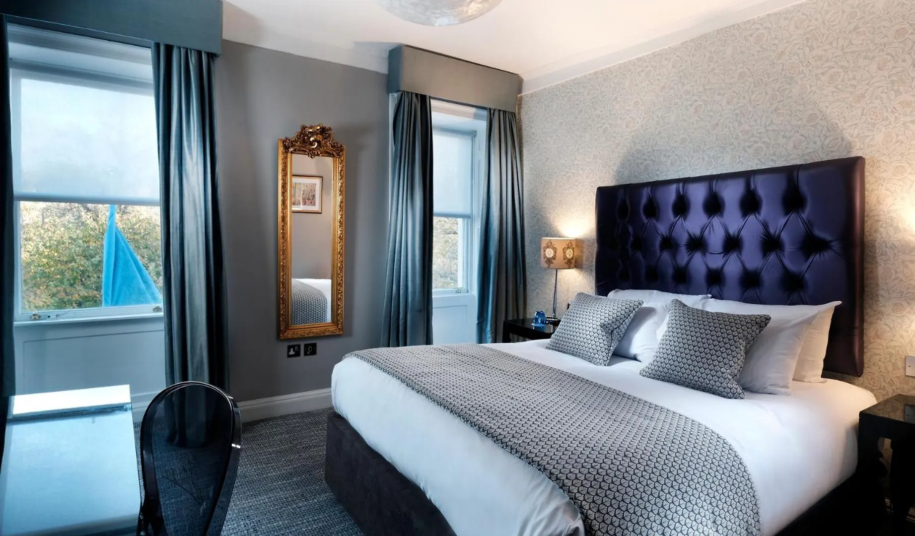 Francis Hotel Bath 4*,