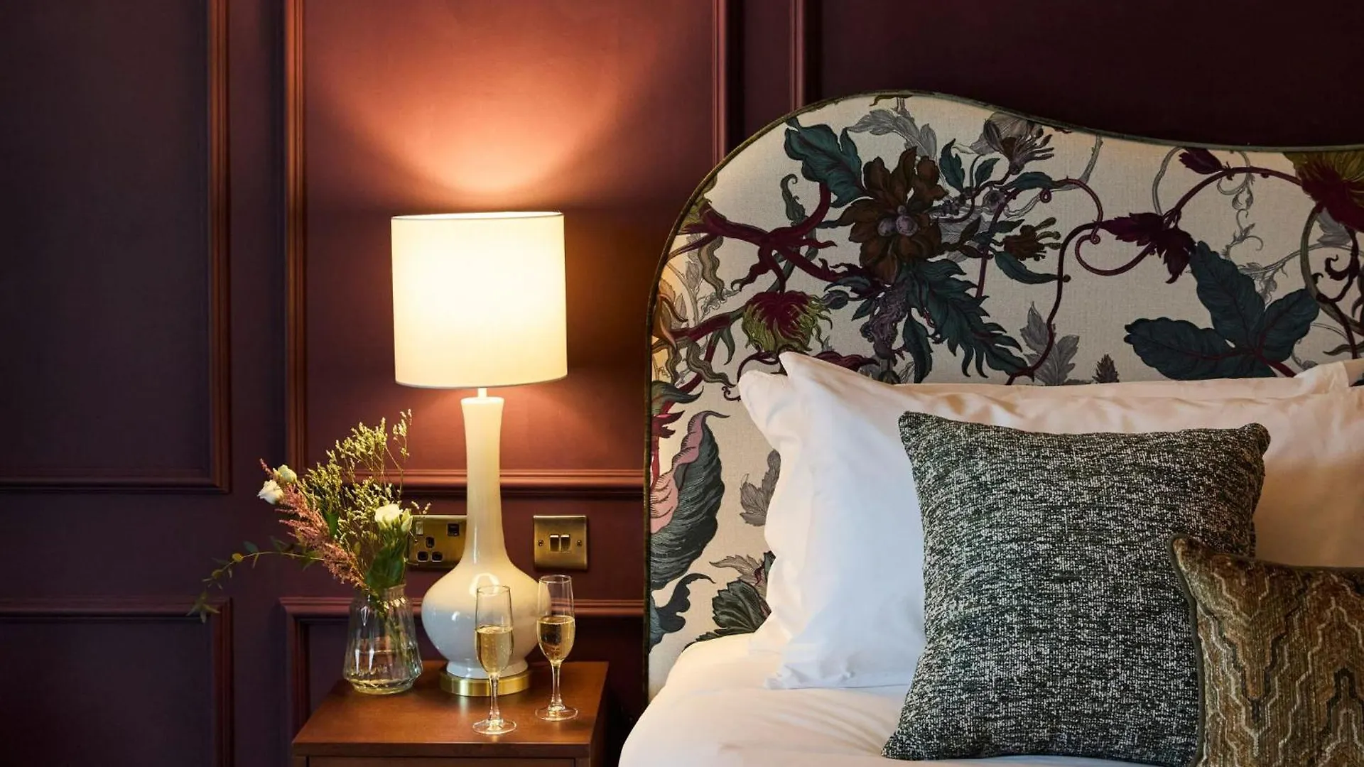 ****  Francis Hotel Бат Великобритания