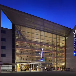 Отель Radisson Blu London Stansted Airport